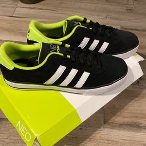Men’s NEO Adidas Sneakers. Brand New Never even tried on